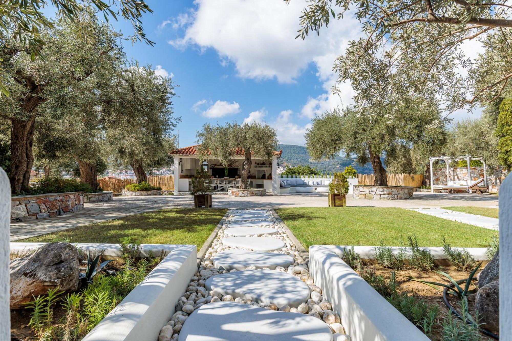 Evlalia Studios & Villas Skopelos Town Exterior foto